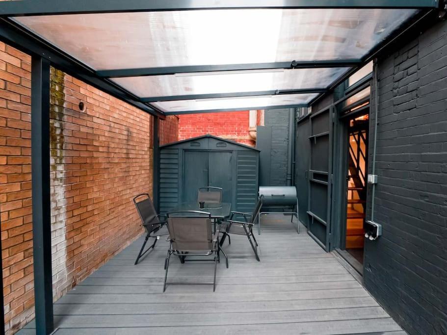 House With Garden Stoke Newington Londra